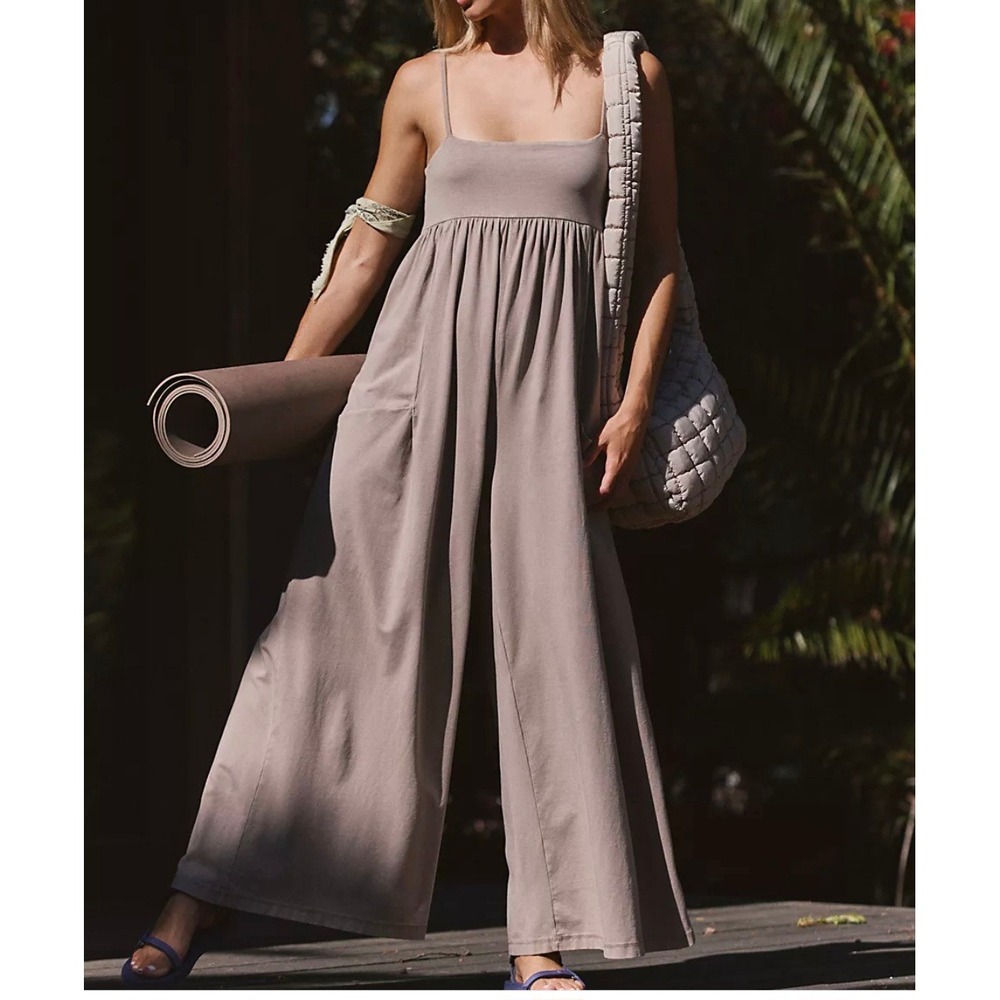 Free People Movement Hot Shot Jumpsuit Wide Leg Pockets Size Small